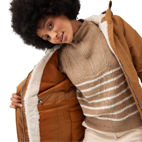 Insulated hooded parka - Picture 5 of 11